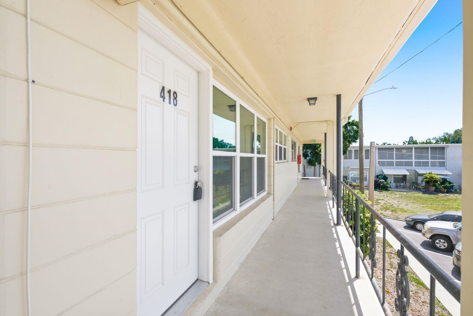 Image 5 of 27 For 5593 40th Avenue N 418