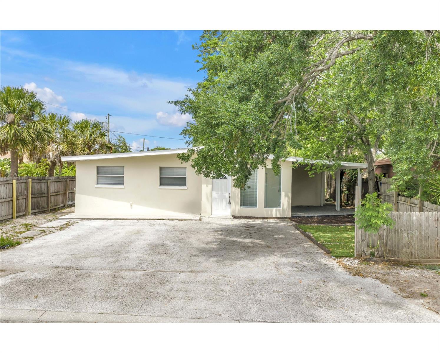 Image 3 of 66 For 110 Monroe Circle N