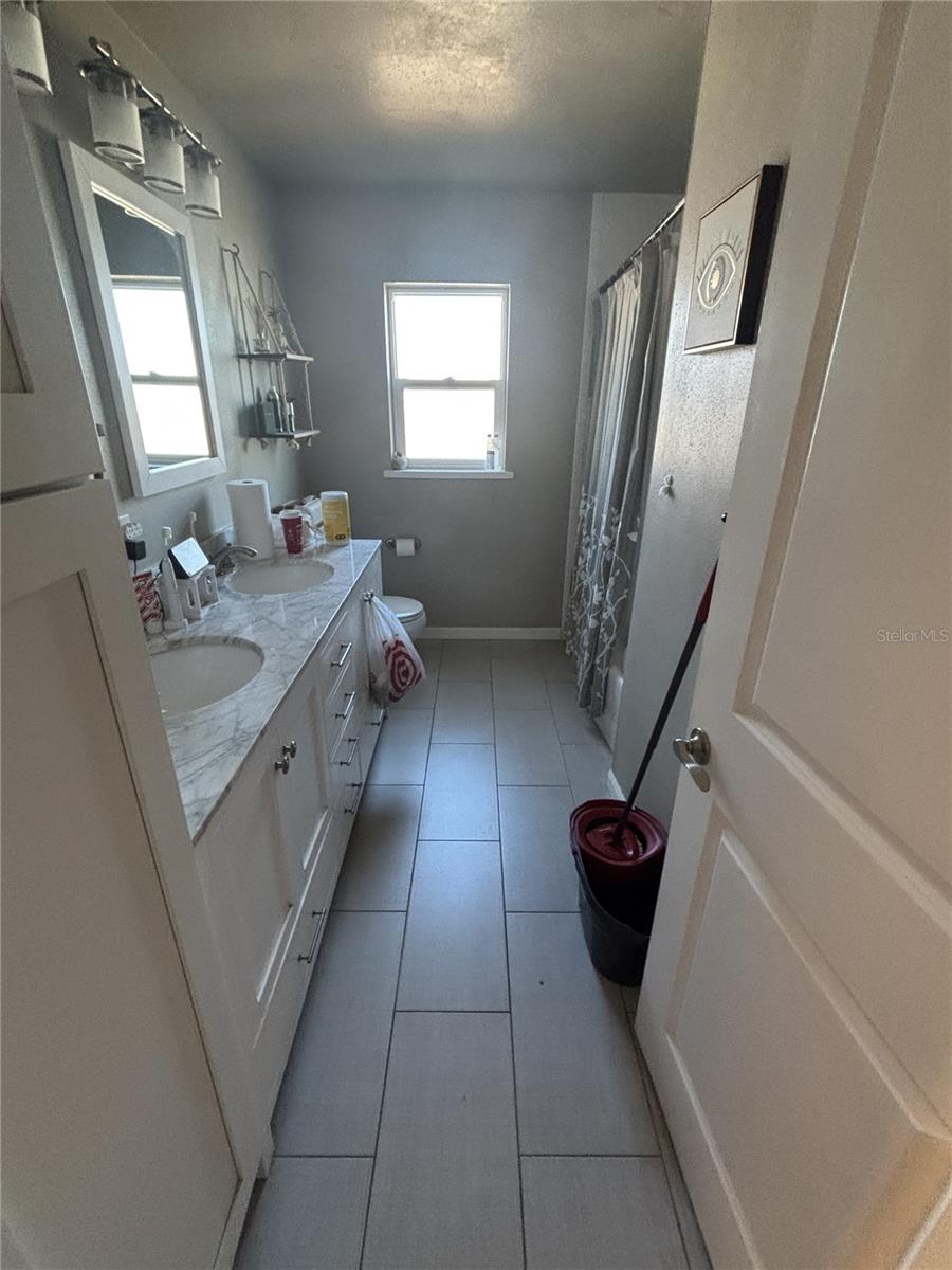 Image 26 of 31 For 4327 43rd Avenue N