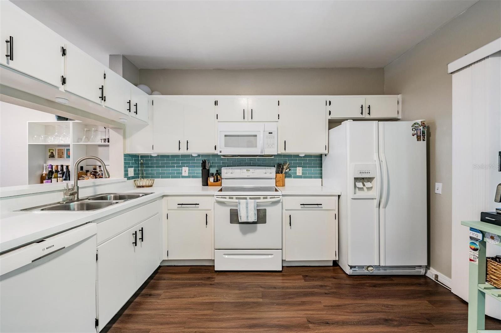 Image 13 of 41 For 11332 Cayman Key Avenue