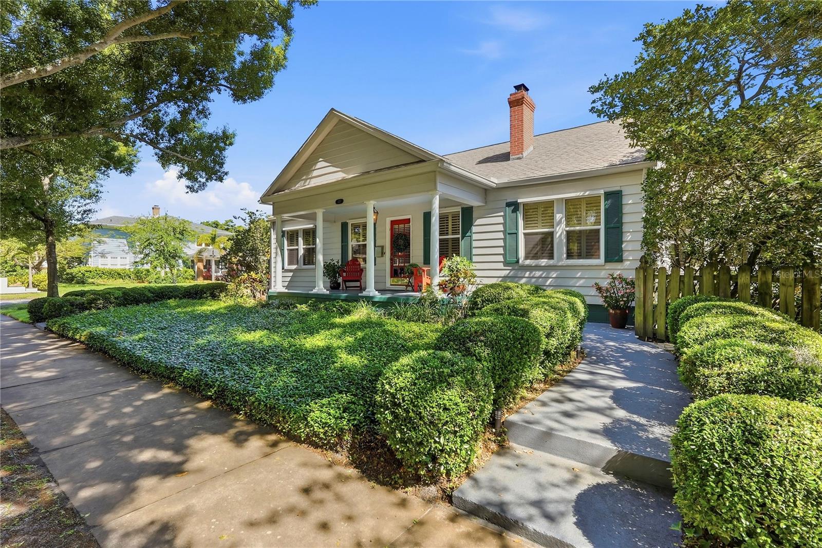 Listing photo id 23 for 1325 24th Avenue N