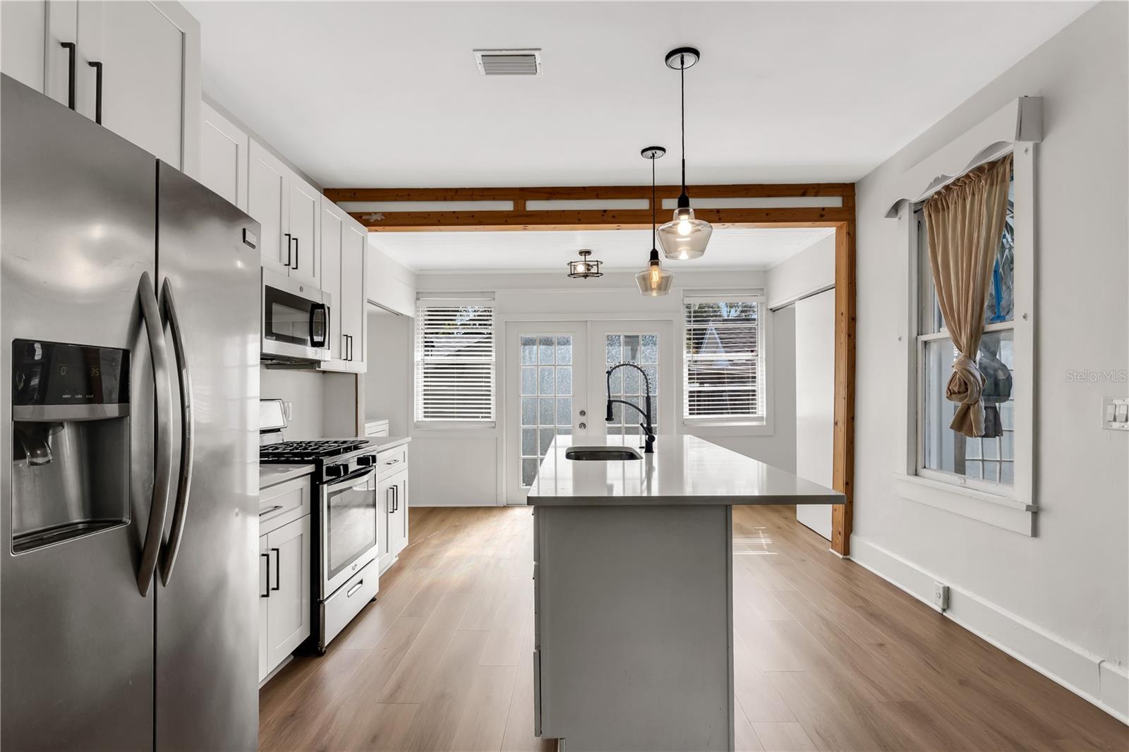 Image 14 of 39 For 1924 3rd Street S