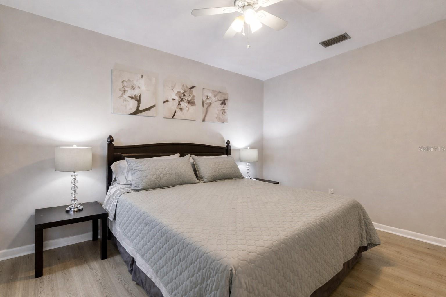 Image 10 of 13 For 501 Magnolia Avenue 4