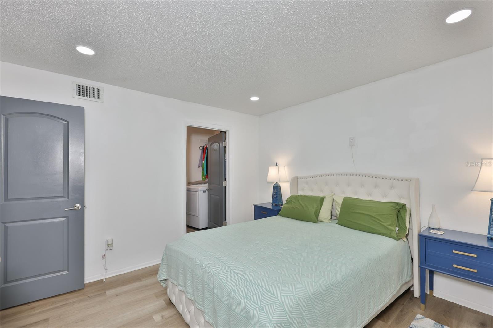 Image 14 of 36 For 2625 State Road 590  1121