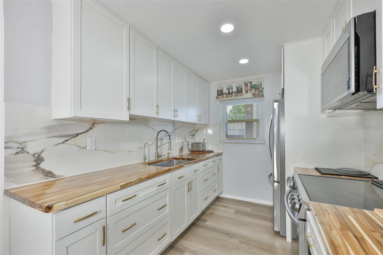 Image 24 of 36 For 2625 State Road 590  1121