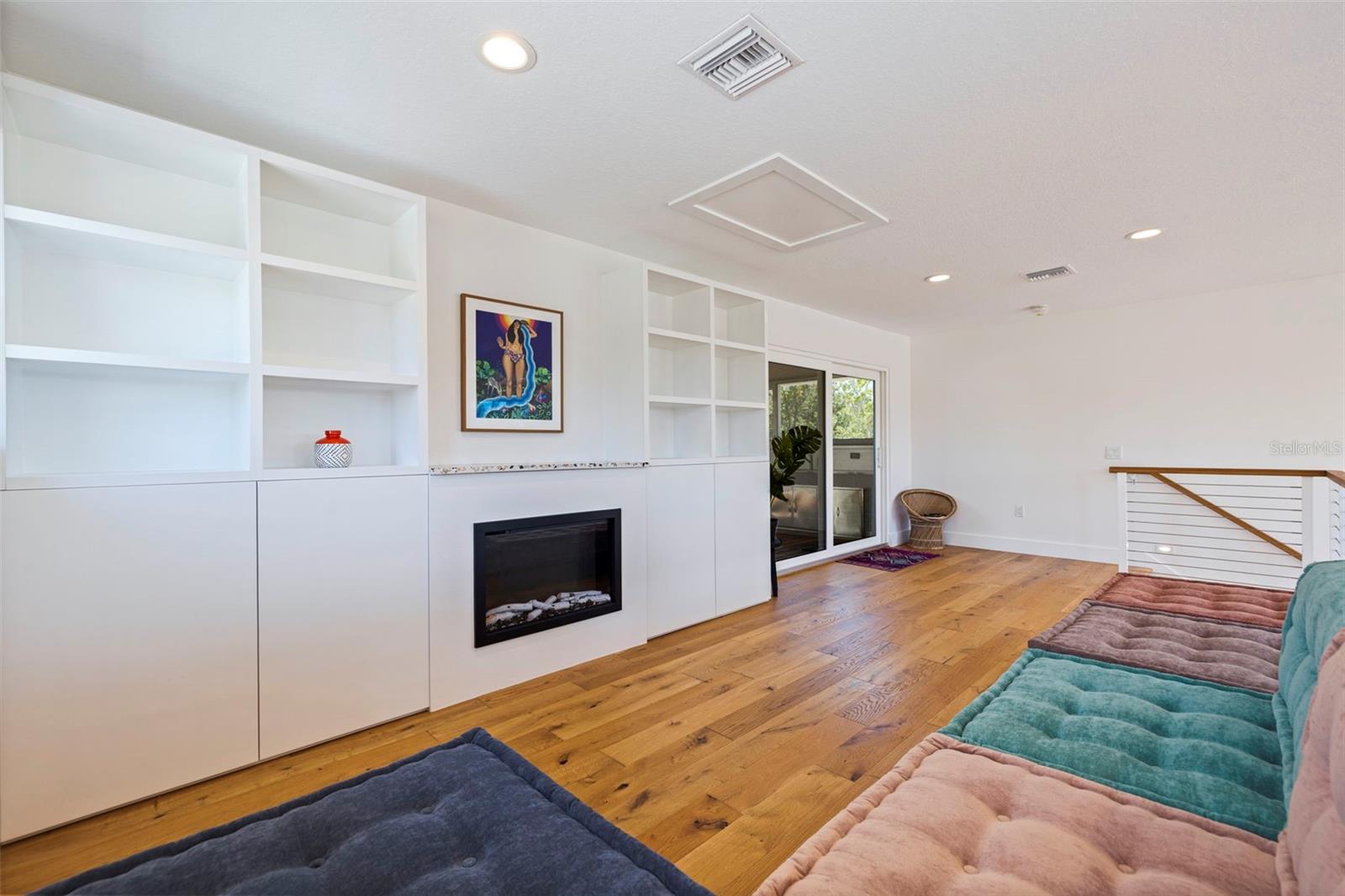 Image 15 of 63 For 322 80th Avenue Ne