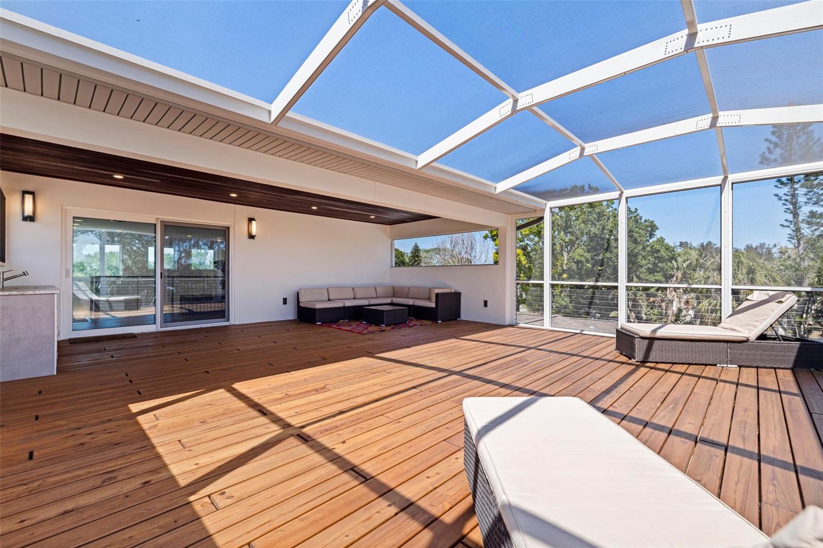 Image 19 of 63 For 322 80th Avenue Ne