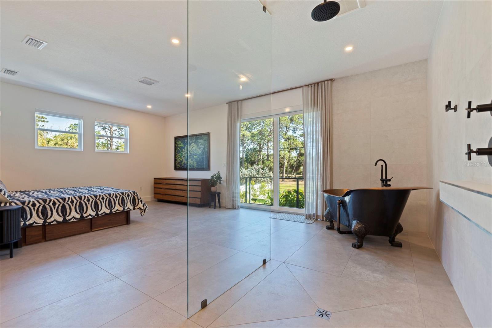 Image 28 of 63 For 322 80th Avenue Ne