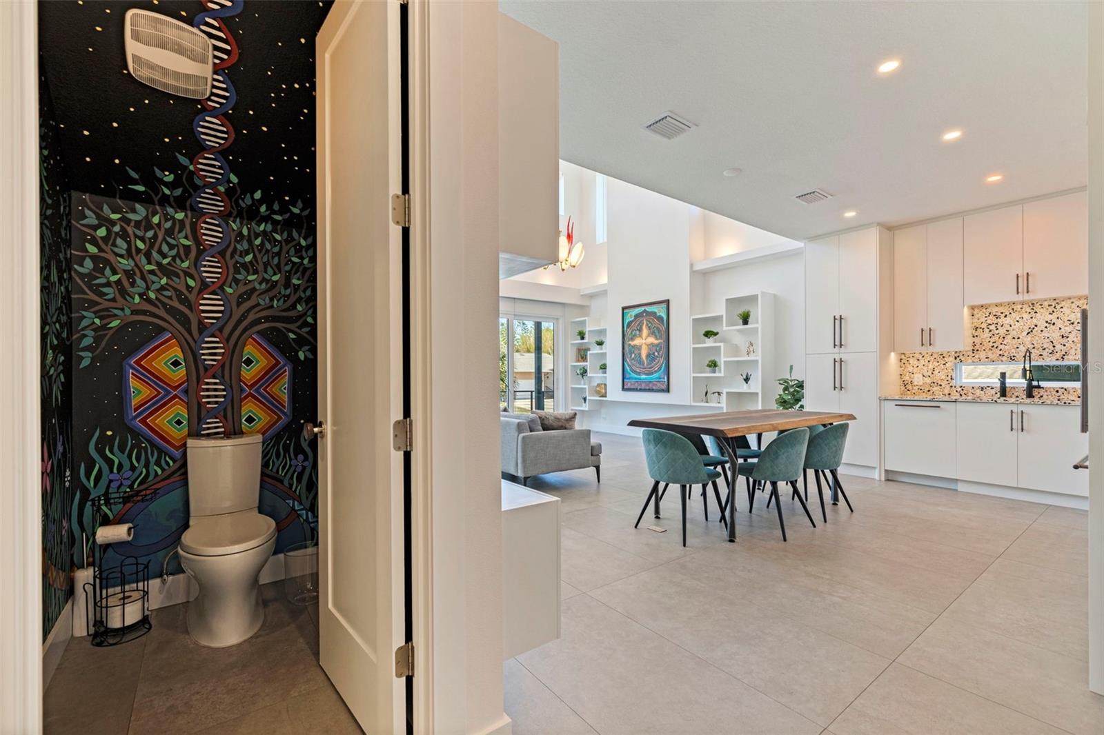 Image 36 of 63 For 322 80th Avenue Ne