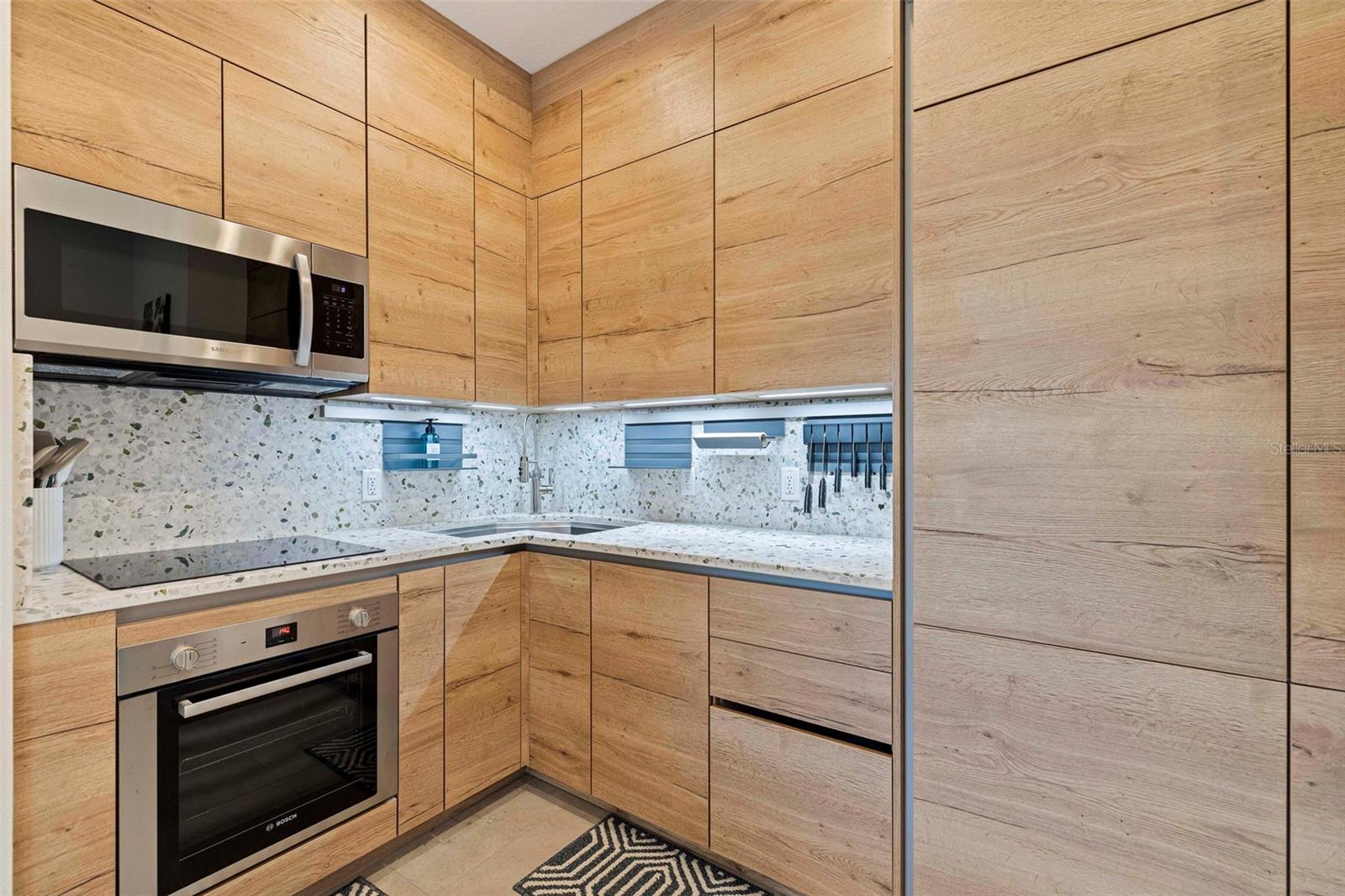 Image 45 of 63 For 322 80th Avenue Ne