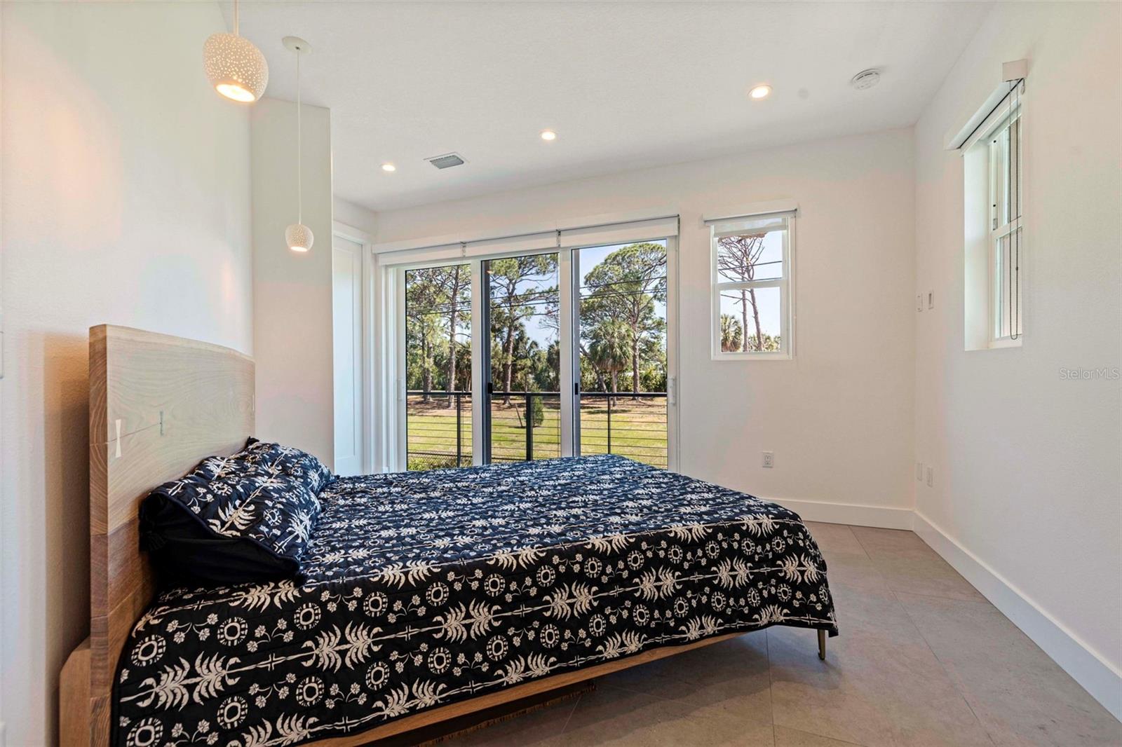 Image 48 of 63 For 322 80th Avenue Ne