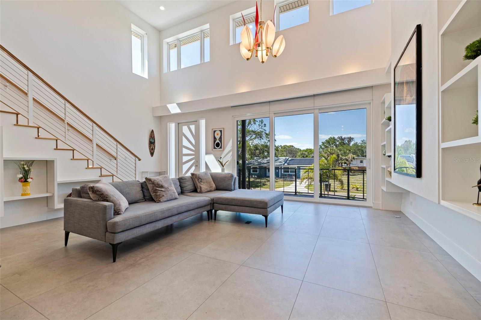 Image 9 of 63 For 322 80th Avenue Ne