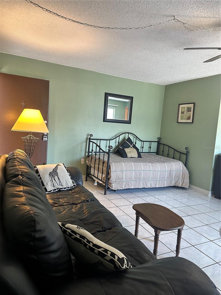 Image 14 of 53 For 4215 Bay Drive 1702a