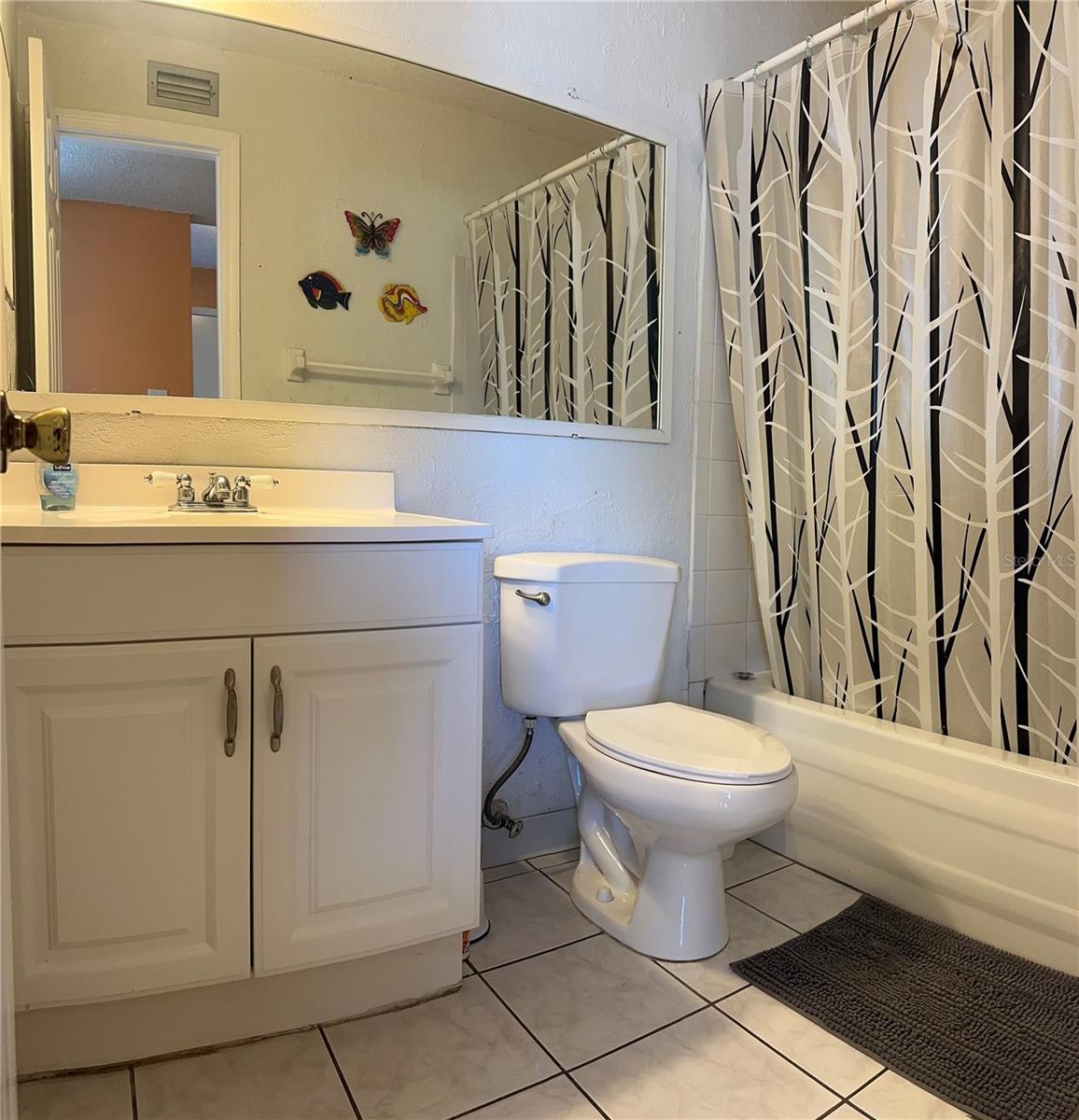 Image 33 of 53 For 4215 Bay Drive 1702a