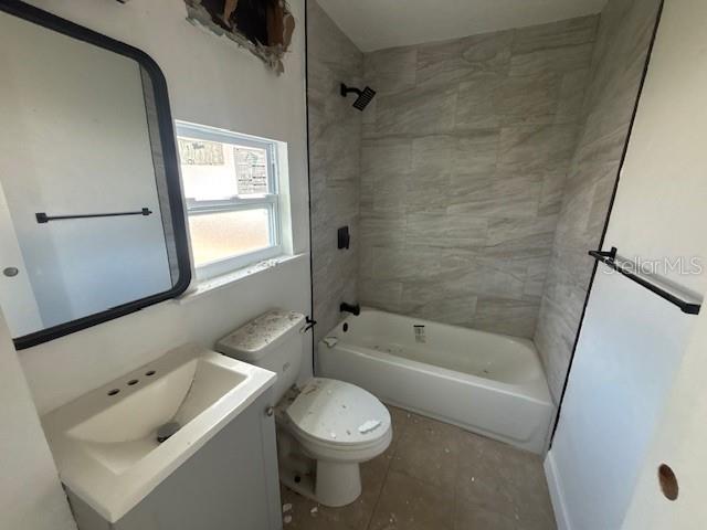 Image 14 of 19 For 4034 38th Avenue N