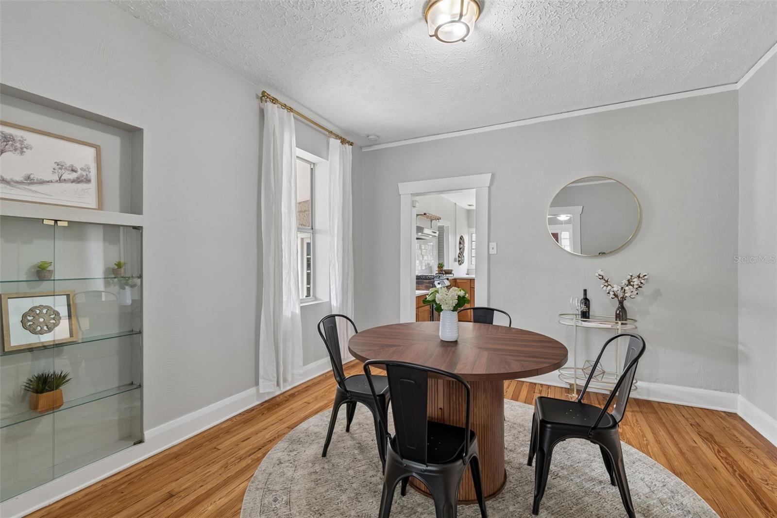 Image 11 of 41 For 2502 North A Street