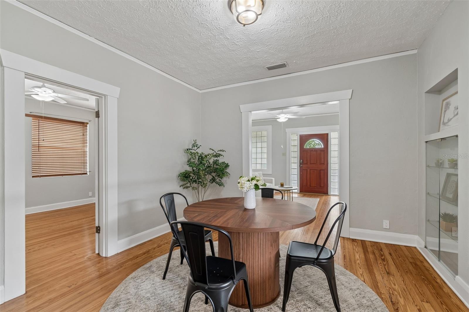 Image 13 of 41 For 2502 North A Street