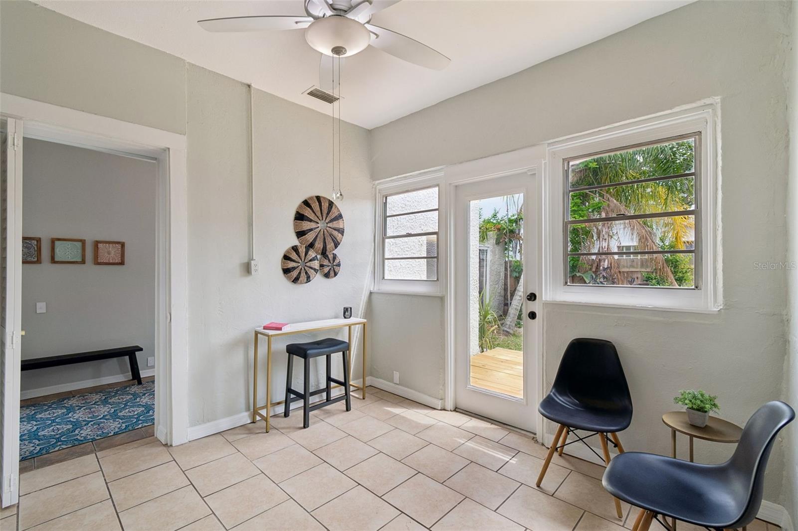 Image 21 of 41 For 2502 North A Street