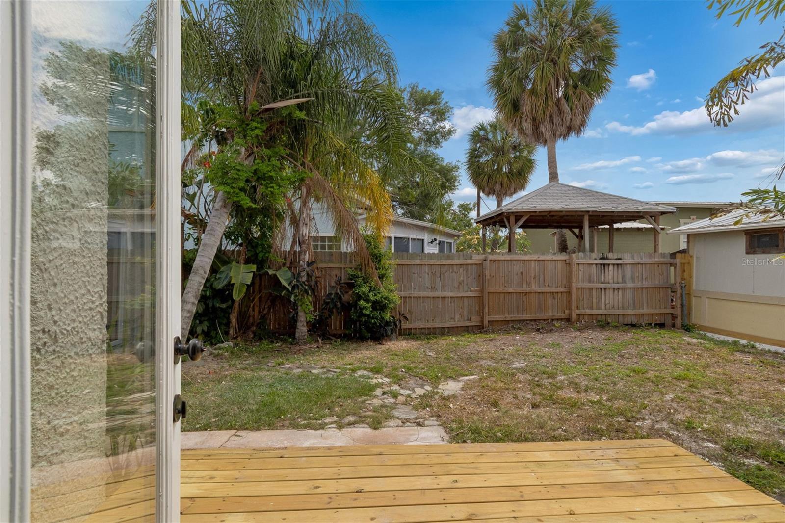 Image 35 of 41 For 2502 North A Street