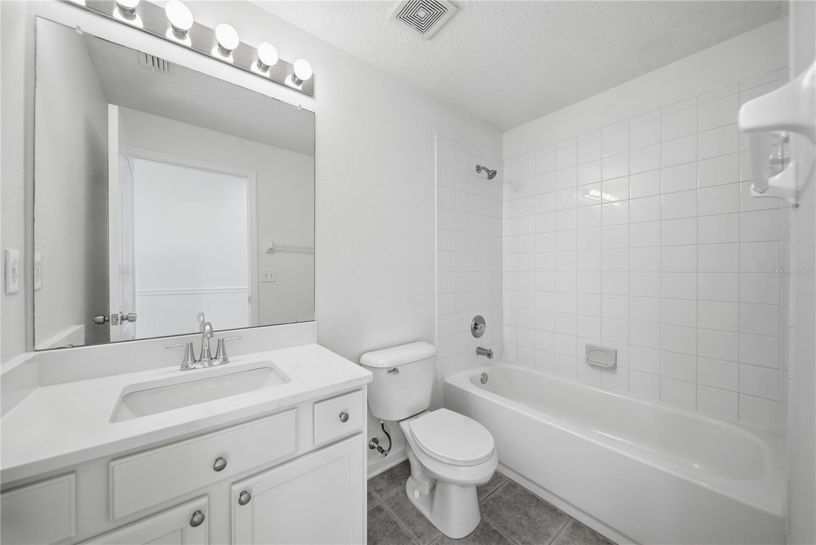 Image 19 of 33 For 5400 Algerine Place