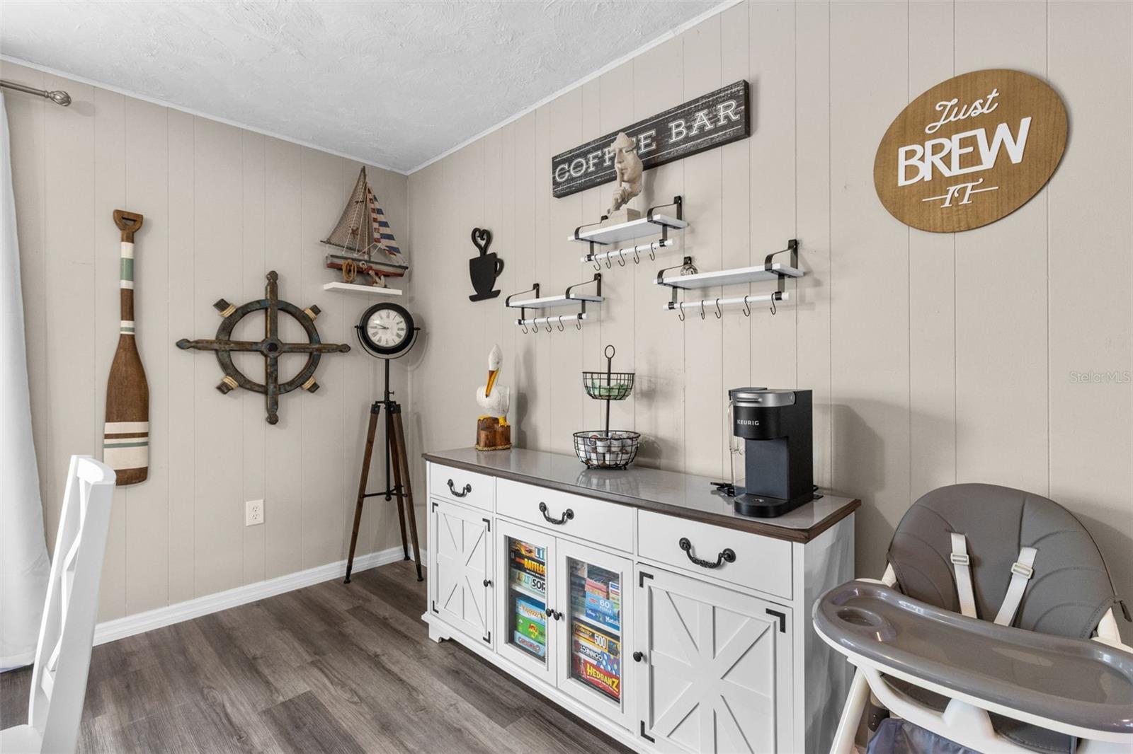 Image 15 of 51 For 3507 Oxford Drive W