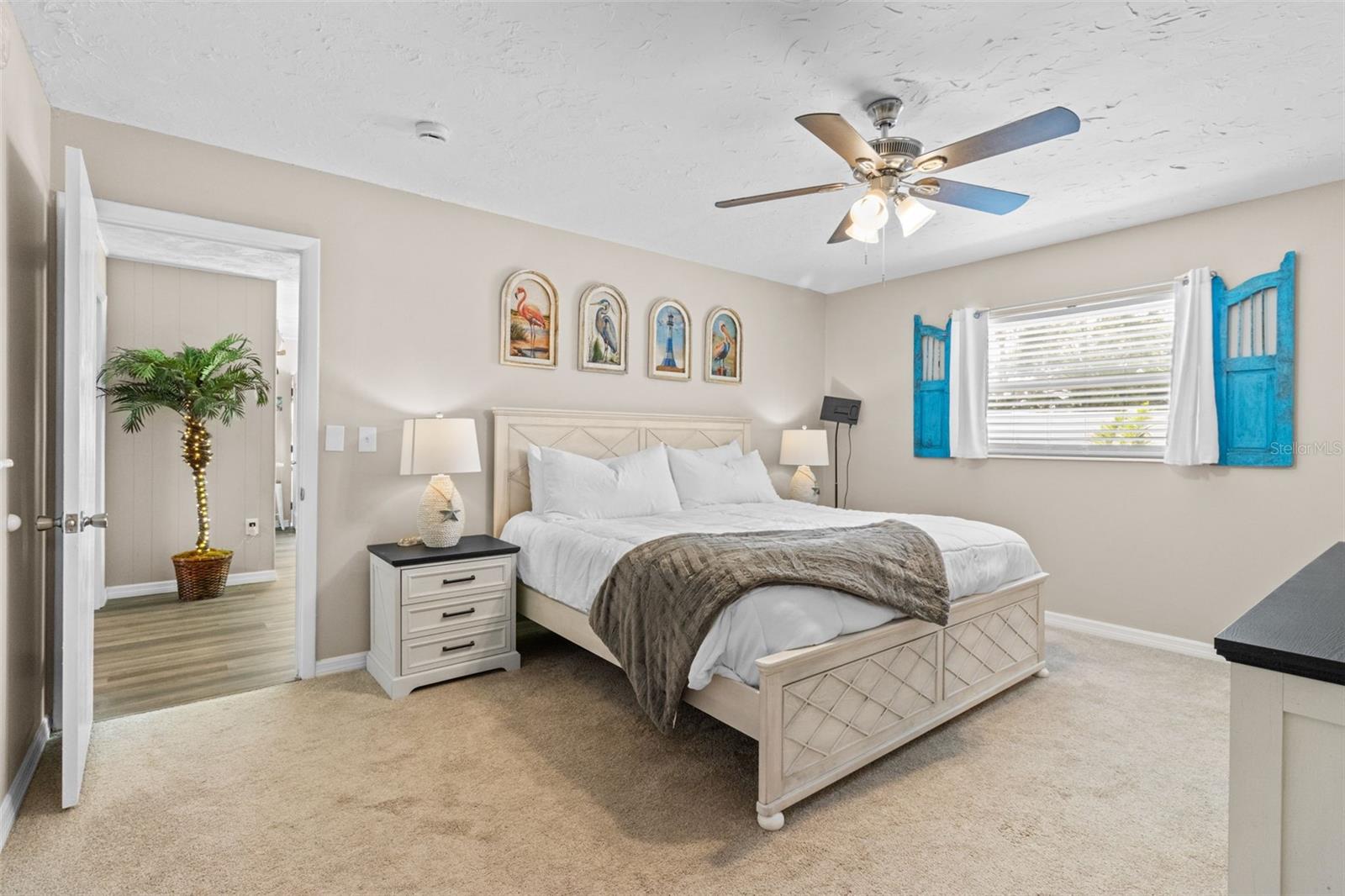 Image 16 of 51 For 3507 Oxford Drive W