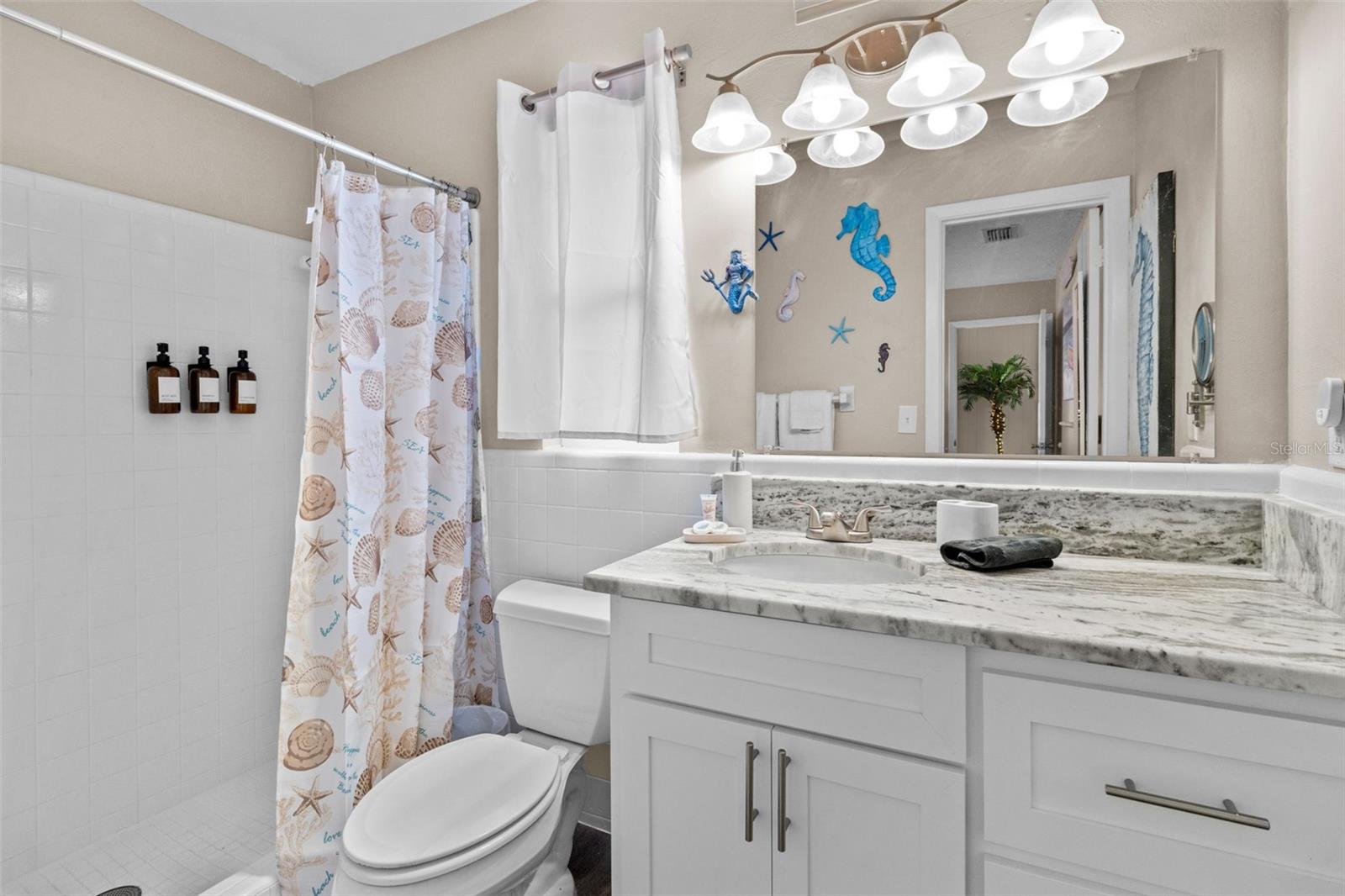 Image 20 of 51 For 3507 Oxford Drive W