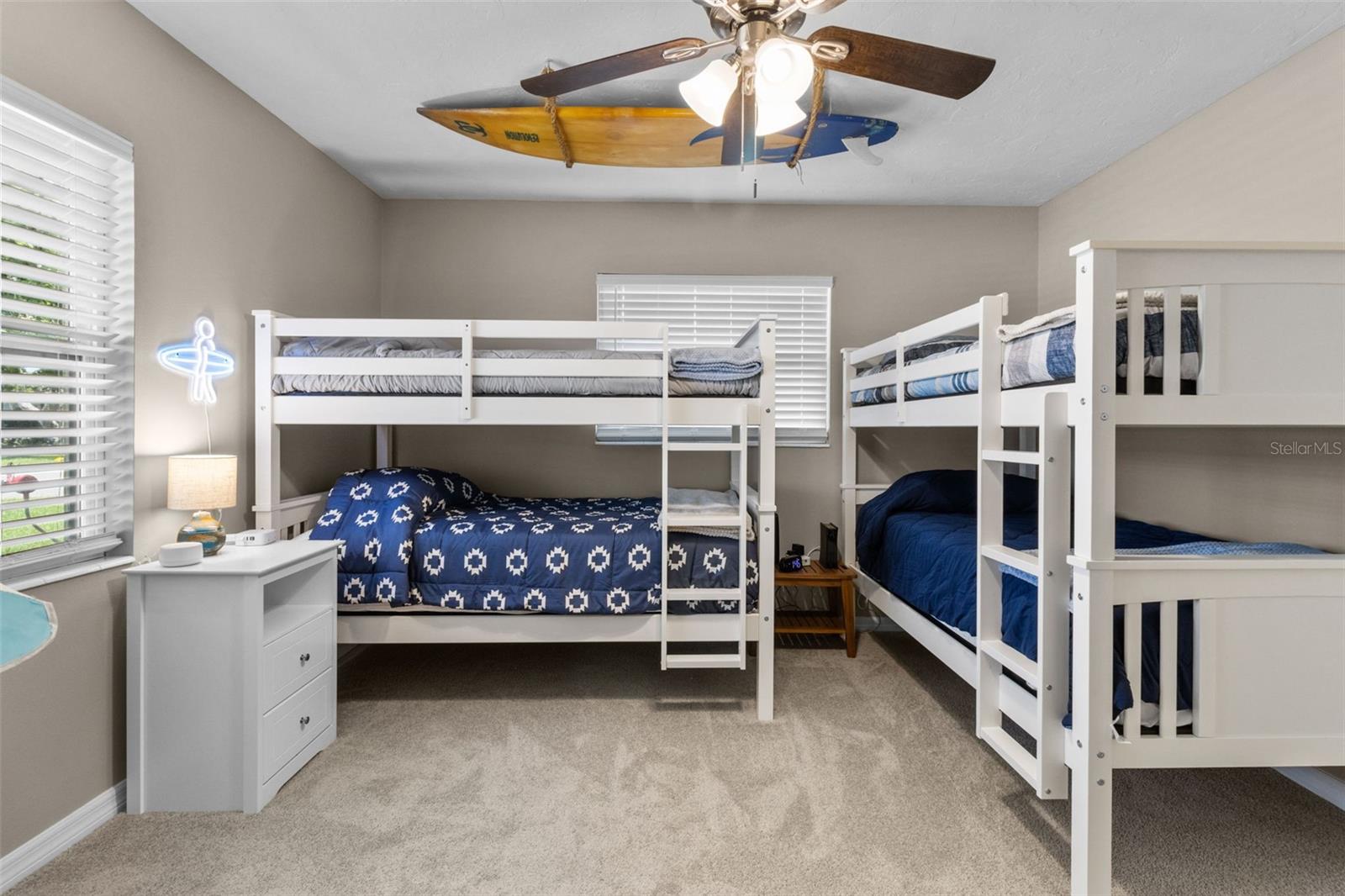 Image 23 of 51 For 3507 Oxford Drive W