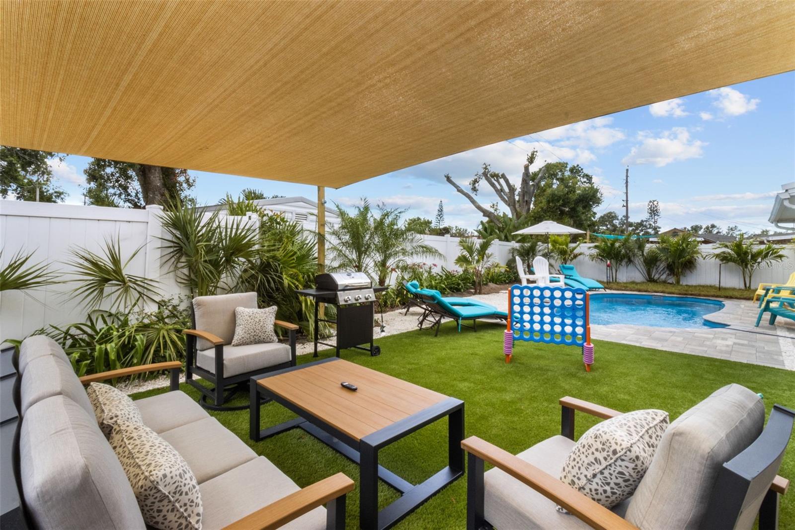 Image 39 of 51 For 3507 Oxford Drive W