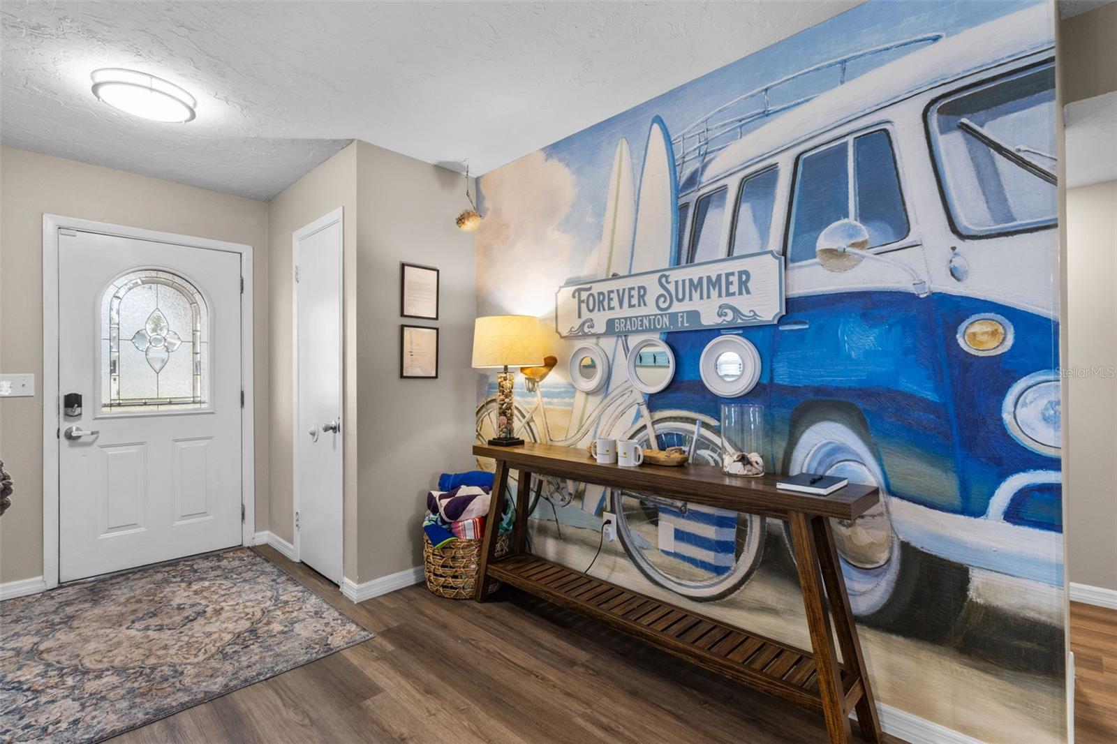 Image 5 of 51 For 3507 Oxford Drive W