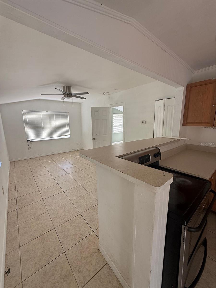 Image 8 of 14 For 345 22nd Avenue S B