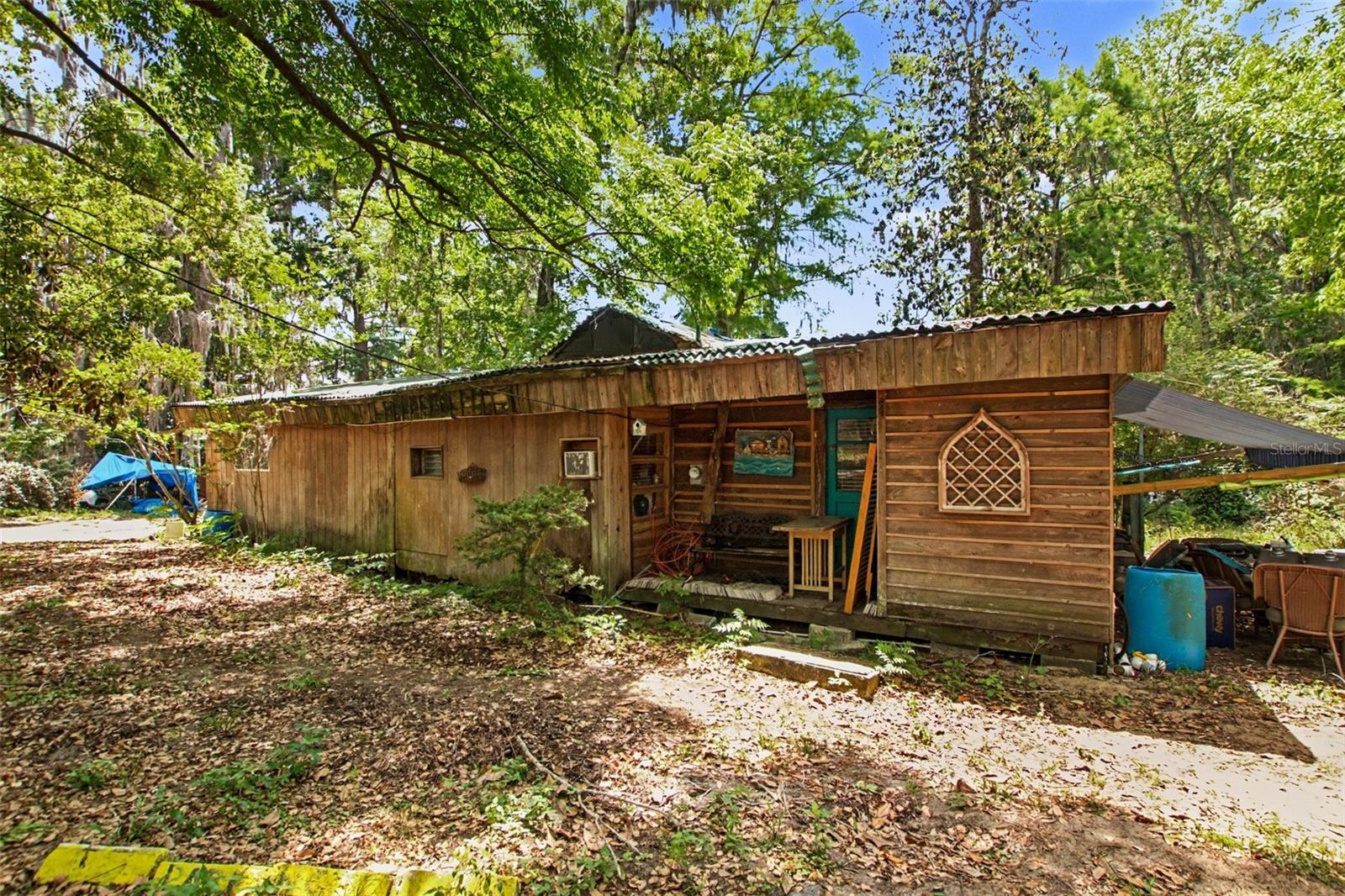 Image 28 of 32 For 8955 Lakeshore Drive