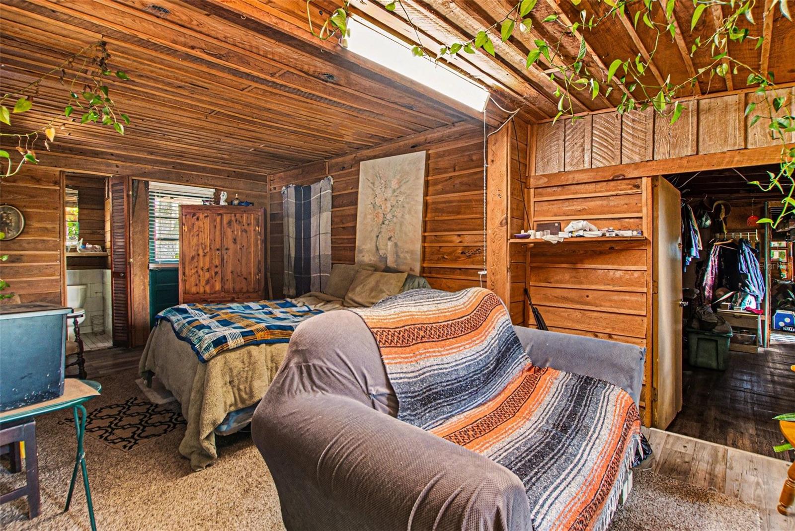 Image 9 of 32 For 8955 Lakeshore Drive