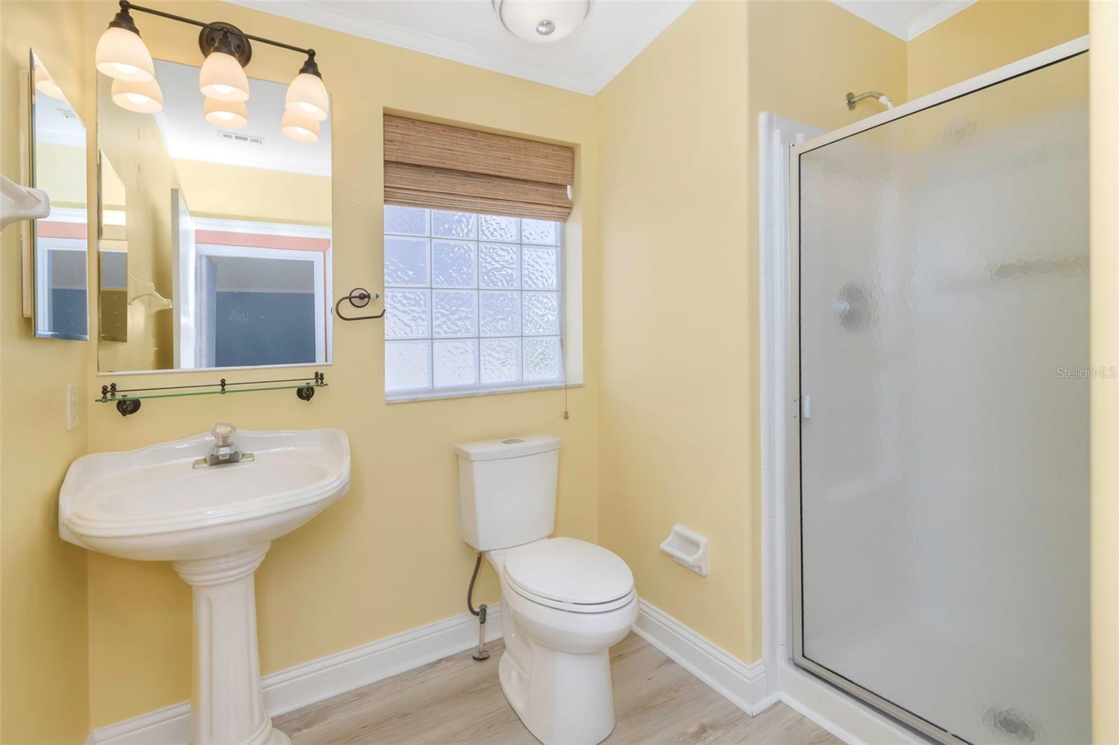 Image 50 of 80 For 2921 Dupont Street S