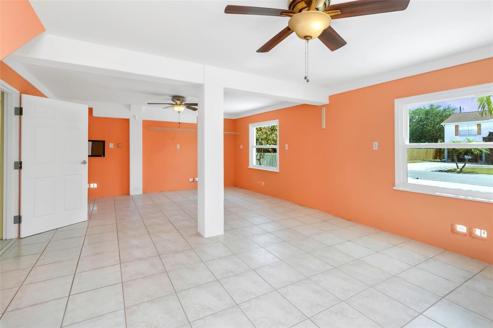 Image 52 of 80 For 2921 Dupont Street S