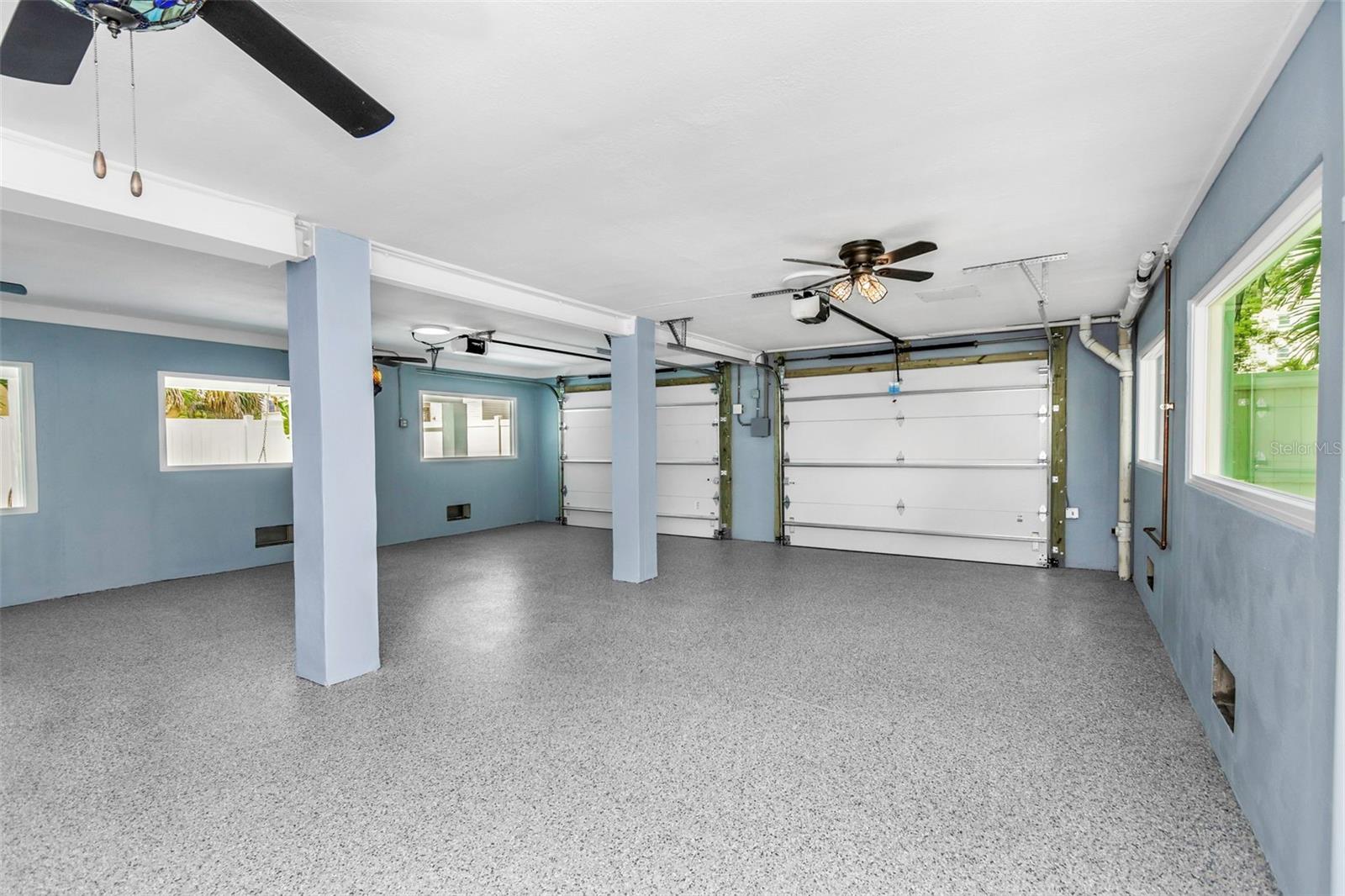 Image 57 of 80 For 2921 Dupont Street S