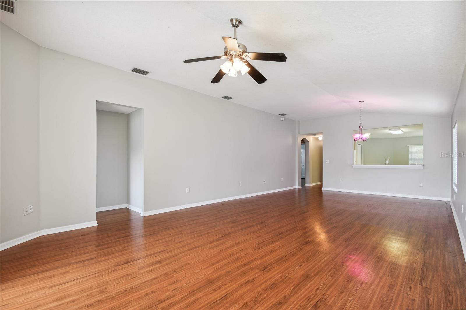 Image 14 of 40 For 18220 Portside Street