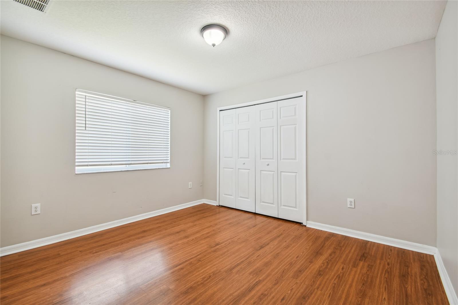 Image 17 of 40 For 18220 Portside Street