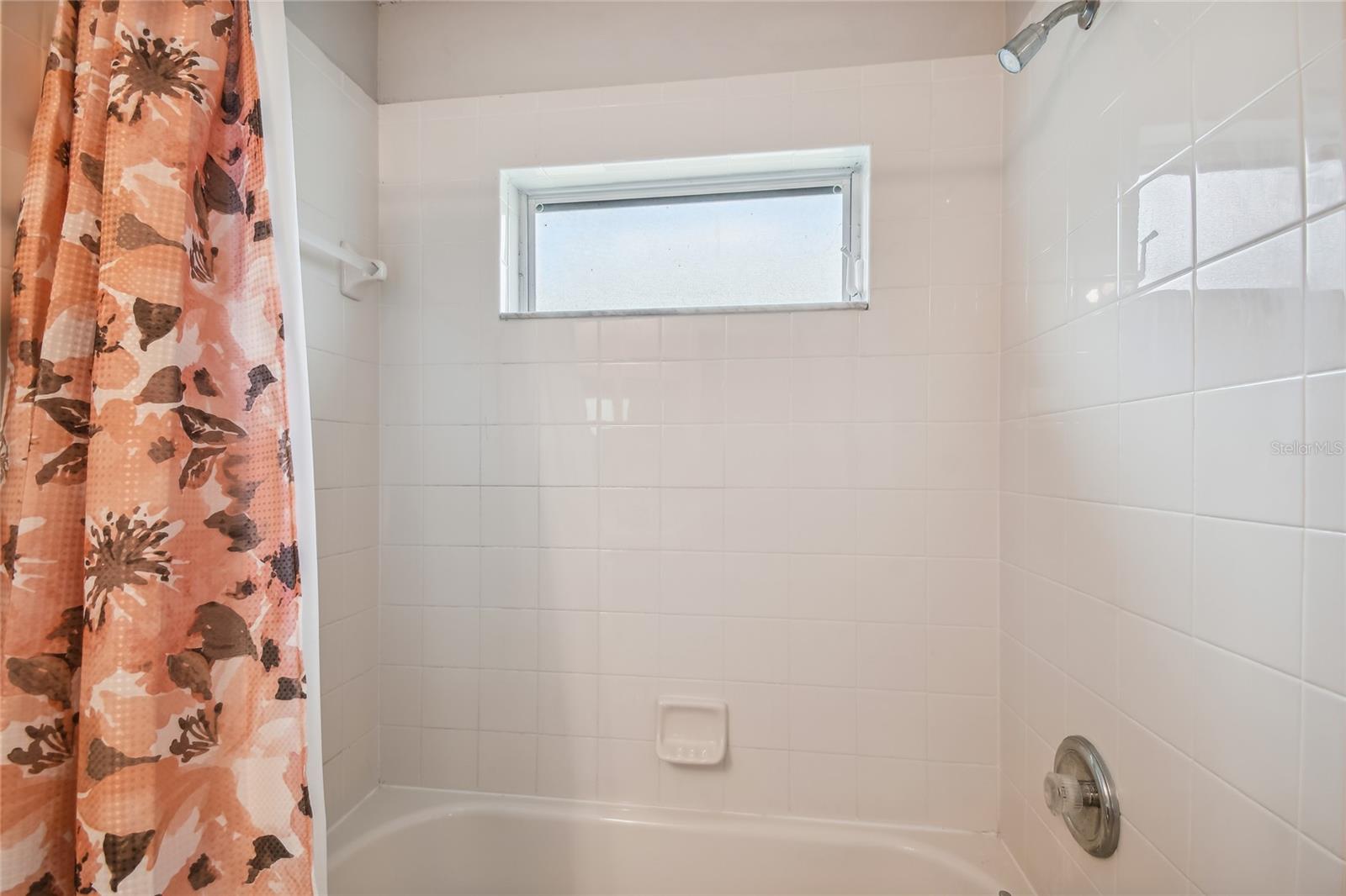 Image 22 of 40 For 18220 Portside Street