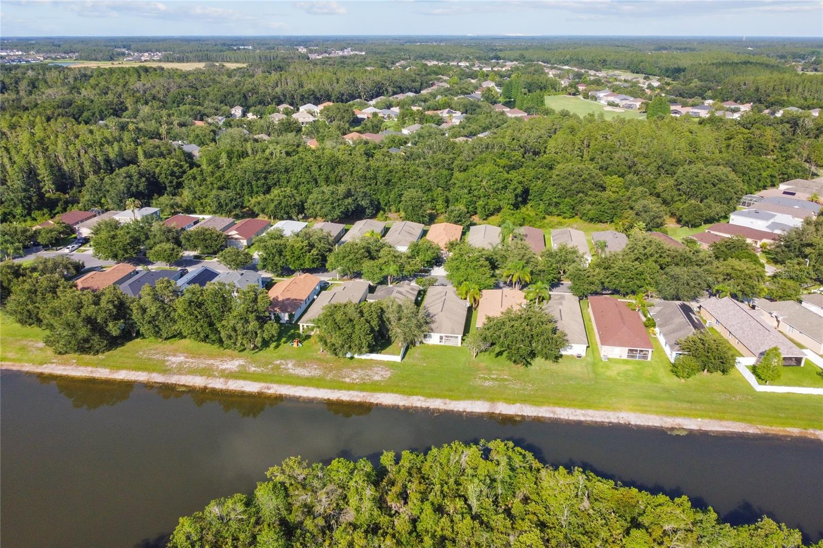 Image 30 of 40 For 18220 Portside Street