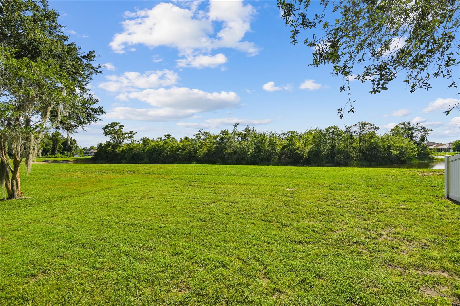 Image 39 of 40 For 18220 Portside Street