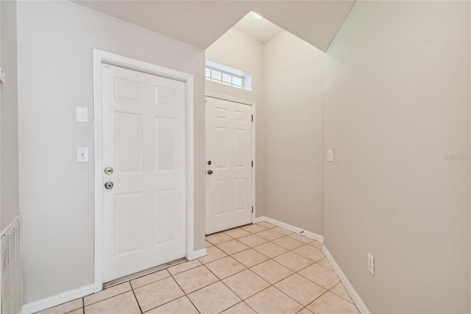 Image 6 of 40 For 18220 Portside Street