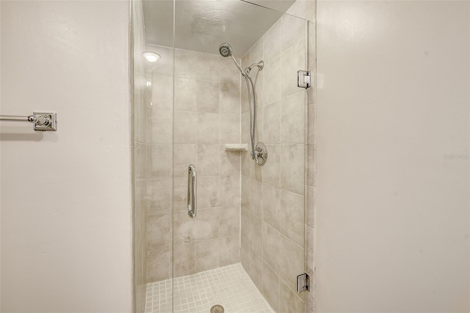 Image 19 of 42 For 12300 Park Boulevard 116