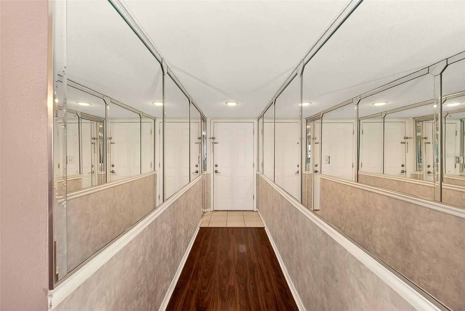 Image 2 of 42 For 12300 Park Boulevard 116