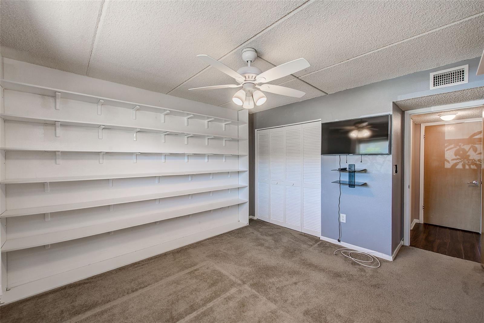 Image 23 of 42 For 12300 Park Boulevard 116