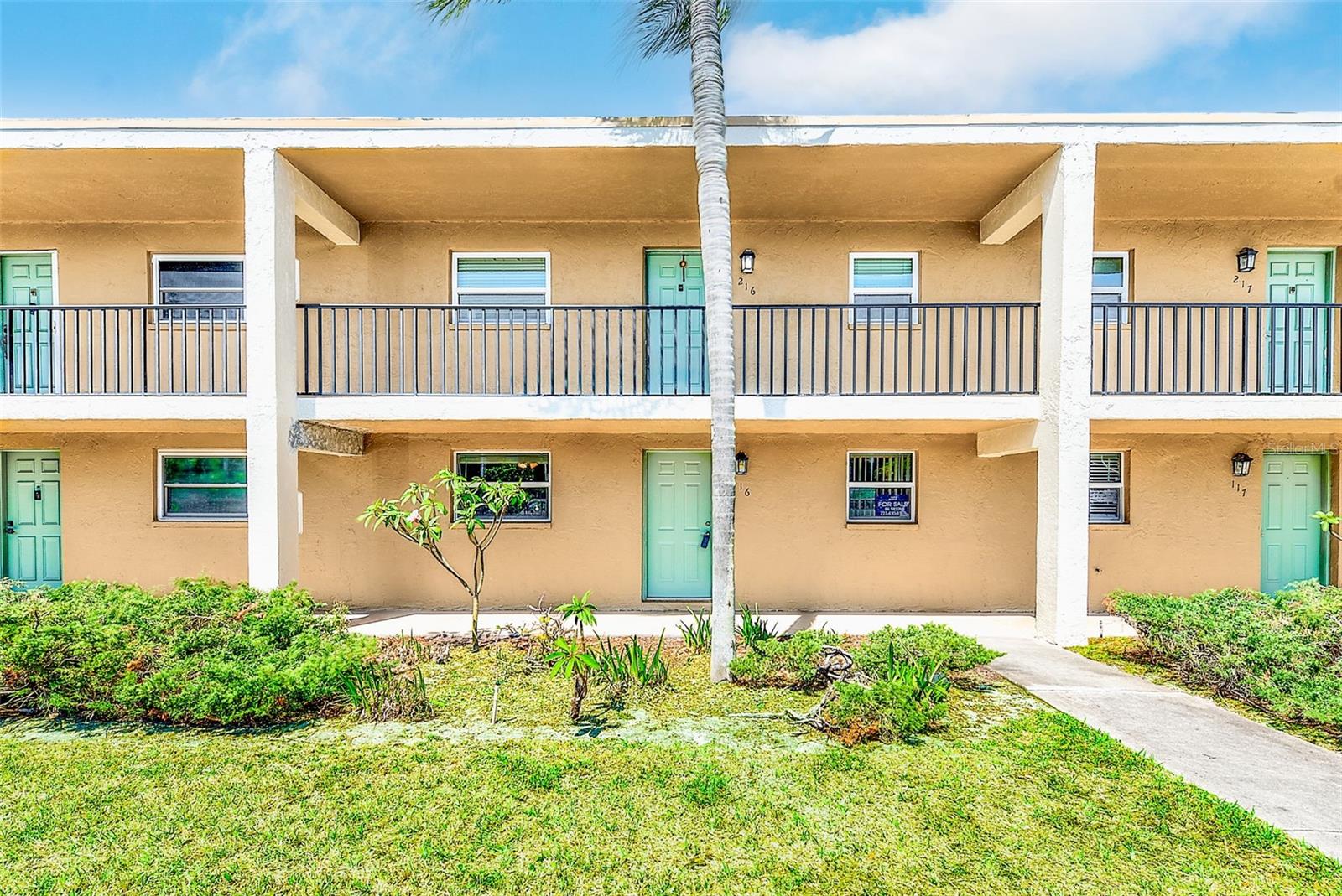 Image 26 of 42 For 12300 Park Boulevard 116