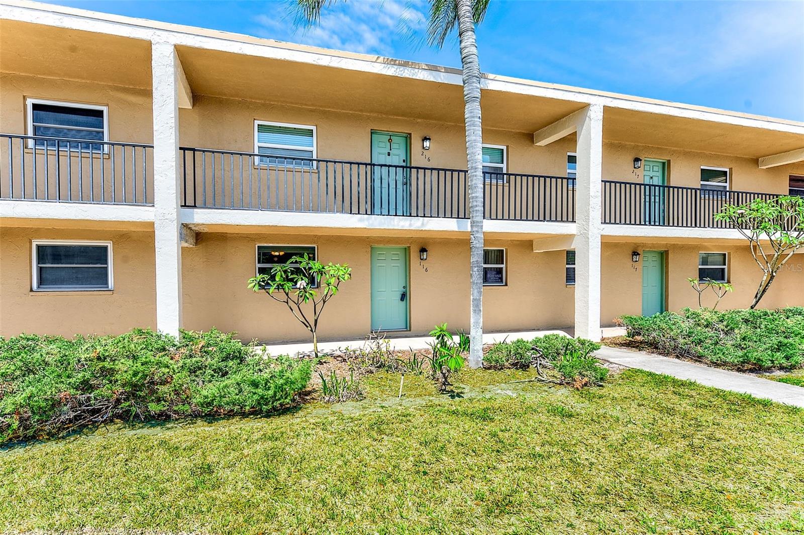 Image 27 of 42 For 12300 Park Boulevard 116