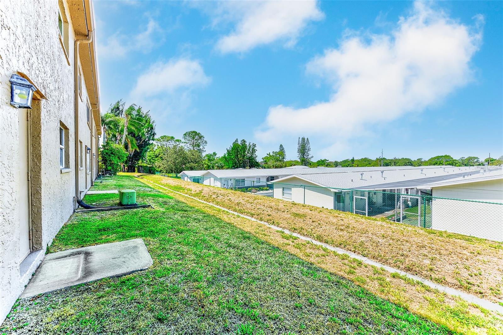 Image 31 of 42 For 12300 Park Boulevard 116