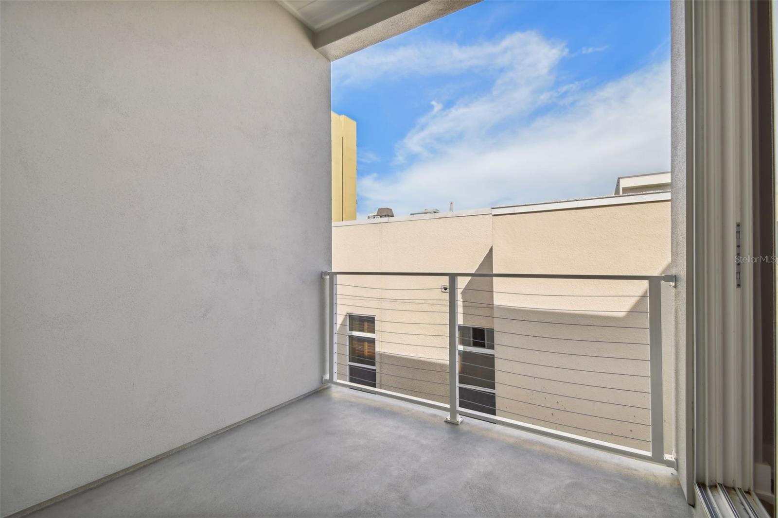 Image 24 of 31 For 370 6th Street S