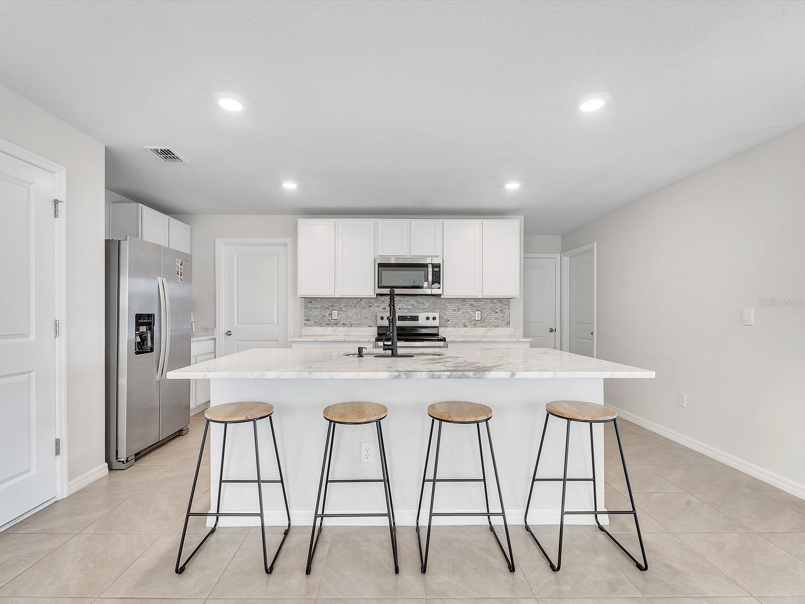 Image 21 of 33 For 3117 Rock Sound Street